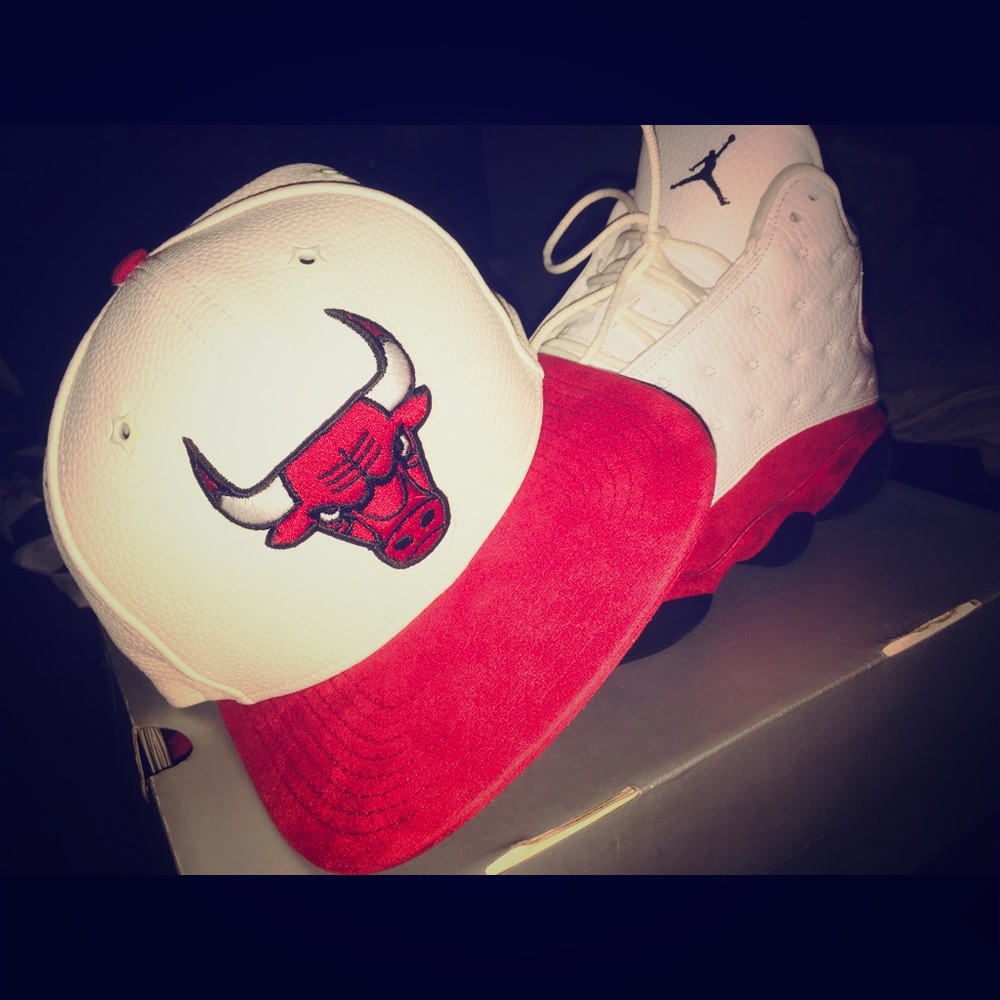 Jordan’s 13’s Cherry apple red, (Hat&Bag)